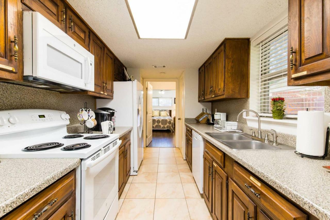 Oasis Near Dfw Airport With Mediterranean Setting Irving Εξωτερικό φωτογραφία